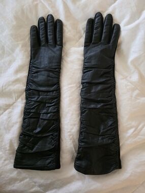 Wilsons Leather Long Black Ruched Leather Gloves